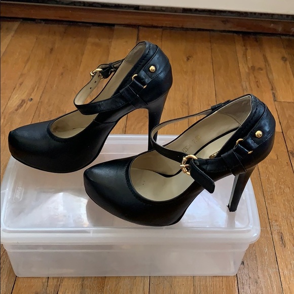 Cute black Mary Janes - Picture 4 of 6